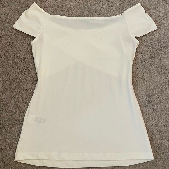 Dynamite Top - Picture 2 of 2